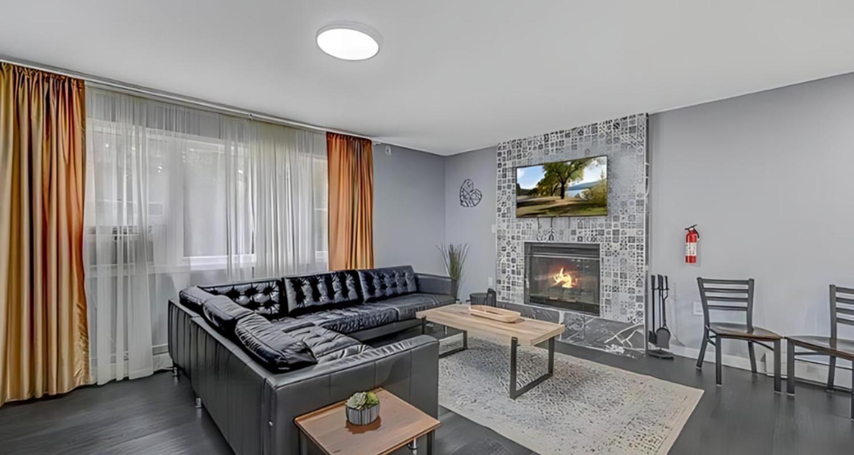 Peaceful Pocono Home With Hot Tub, Gym, & Office Long Pond Екстериор снимка