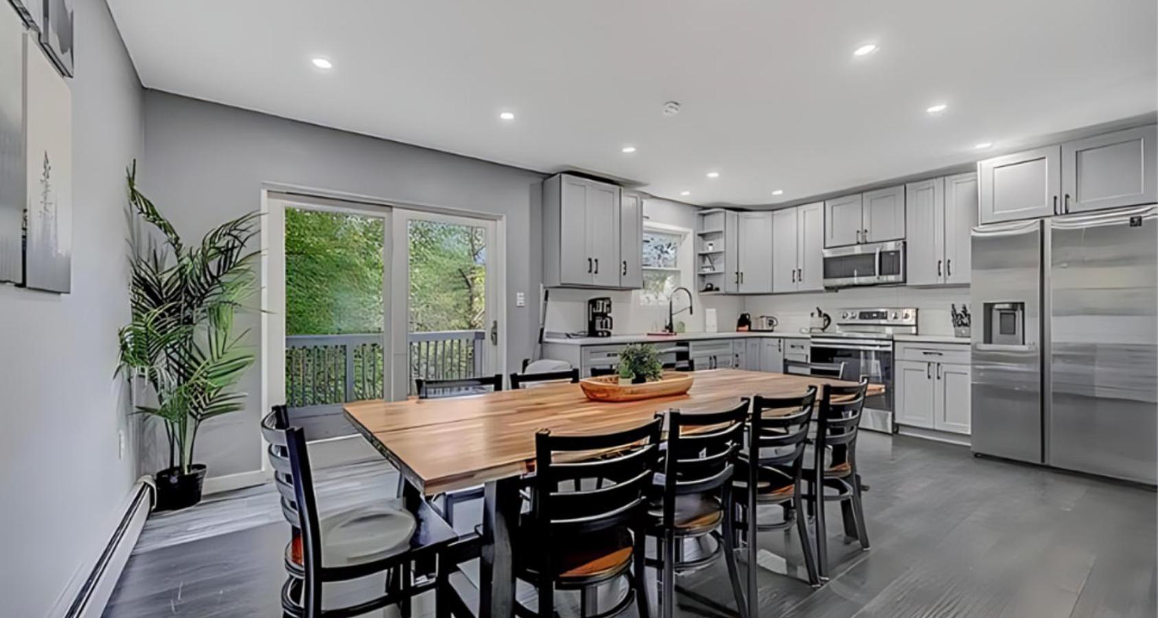 Peaceful Pocono Home With Hot Tub, Gym, & Office Long Pond Екстериор снимка
