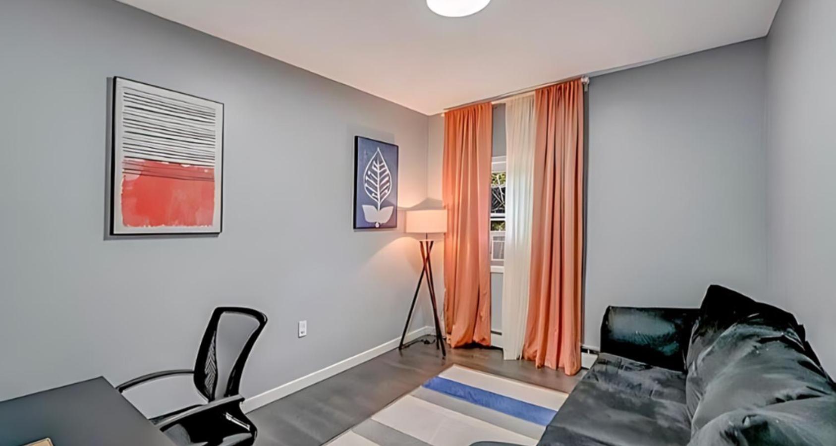 Peaceful Pocono Home With Hot Tub, Gym, & Office Long Pond Екстериор снимка
