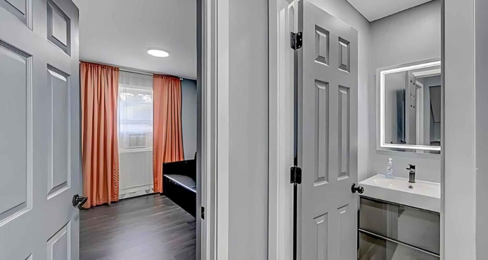 Peaceful Pocono Home With Hot Tub, Gym, & Office Long Pond Екстериор снимка